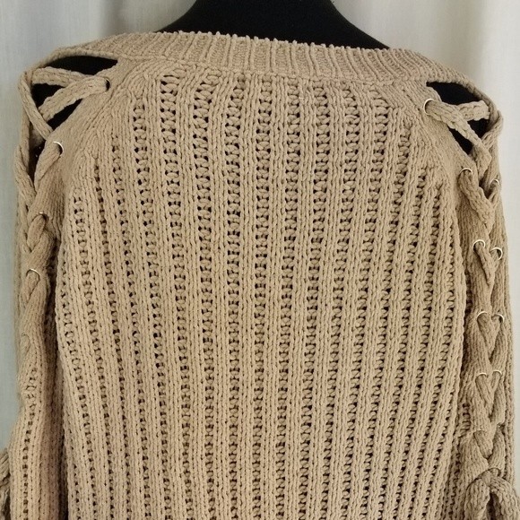JELLA C. cold shoulder v-neck chenille  sweater tan camel S - Picture 8 of 10